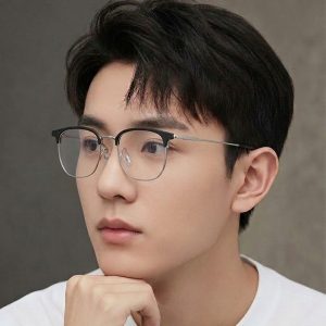 Alternative view of 輕盈鈦材玳瑁眉線眼鏡 T107