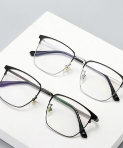 Alternative view of 輕韌β鈦復古方框眼鏡 T119
