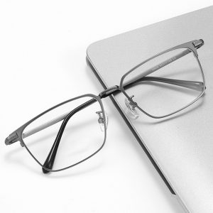 大臉專屬純鈦眉框眼鏡 T123