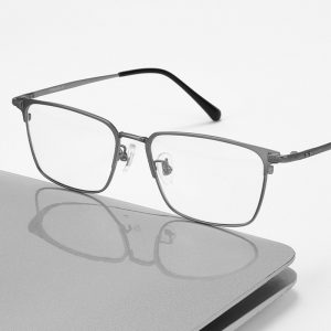 大臉專屬純鈦眉框眼鏡 T123