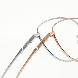 Alternative view of 輕韌記憶鈦素顏休閒眼鏡 M406