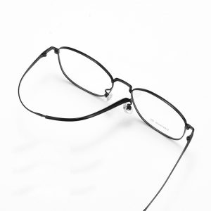 多邊形鈦材幾何框眼鏡 T125