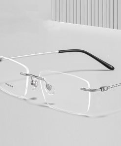 Alternative view of 輕盈雕花β鈦無框眼鏡 T131