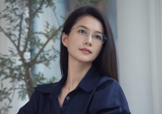 職場商務女士眼鏡