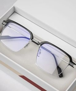 Alternative view of 輕量復古眉線框眼鏡 M426